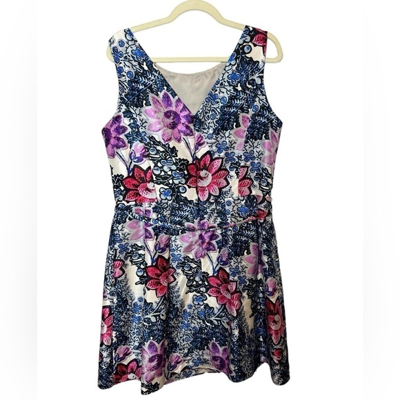 Taylor Fit and Flare Floral Feminine Cottagecore Sleeveless Dress Size 14 - Picture 8 of 11